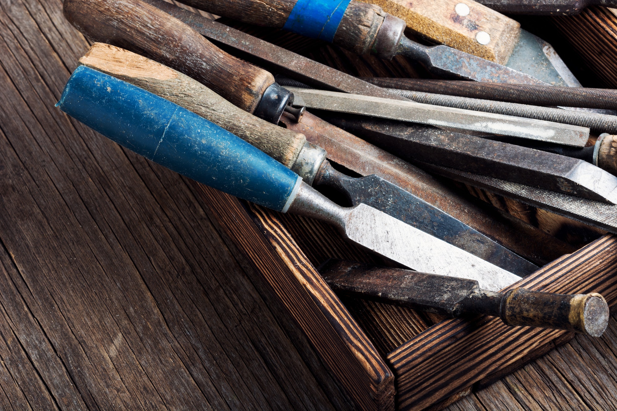 The Benefits Of Hand Tools: The Advantages Of Using Traditional Tools In Woodworking